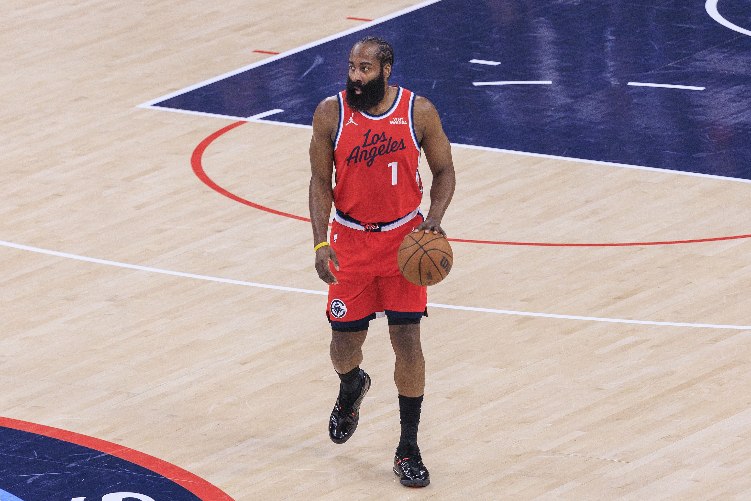 世界杯官方入口下载-加内特:哈登应该入选全明星 举办地在他的主场而且他一直很稳定